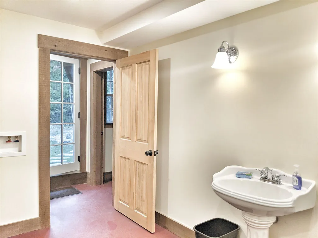 126 Beede Flats Road Sandwich NH 03259