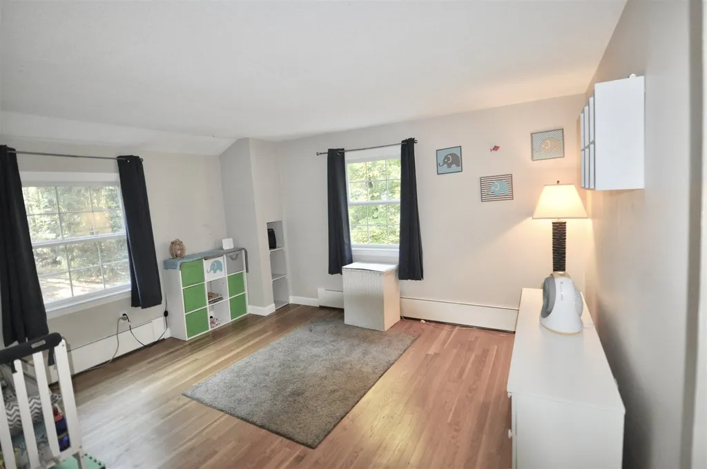 225 Pine Hill Road Hollis NH 03049