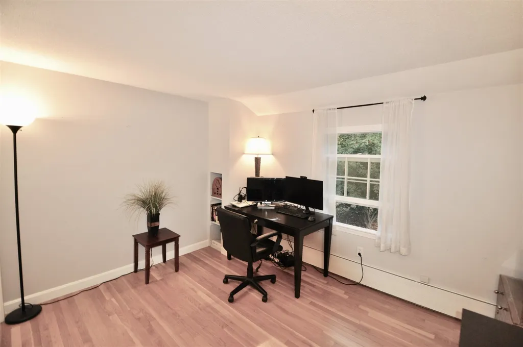 225 Pine Hill Road Hollis NH 03049