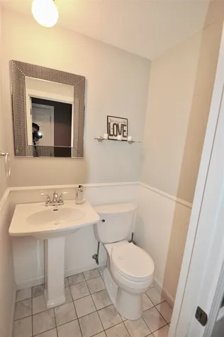 225 Pine Hill Road Hollis NH 03049