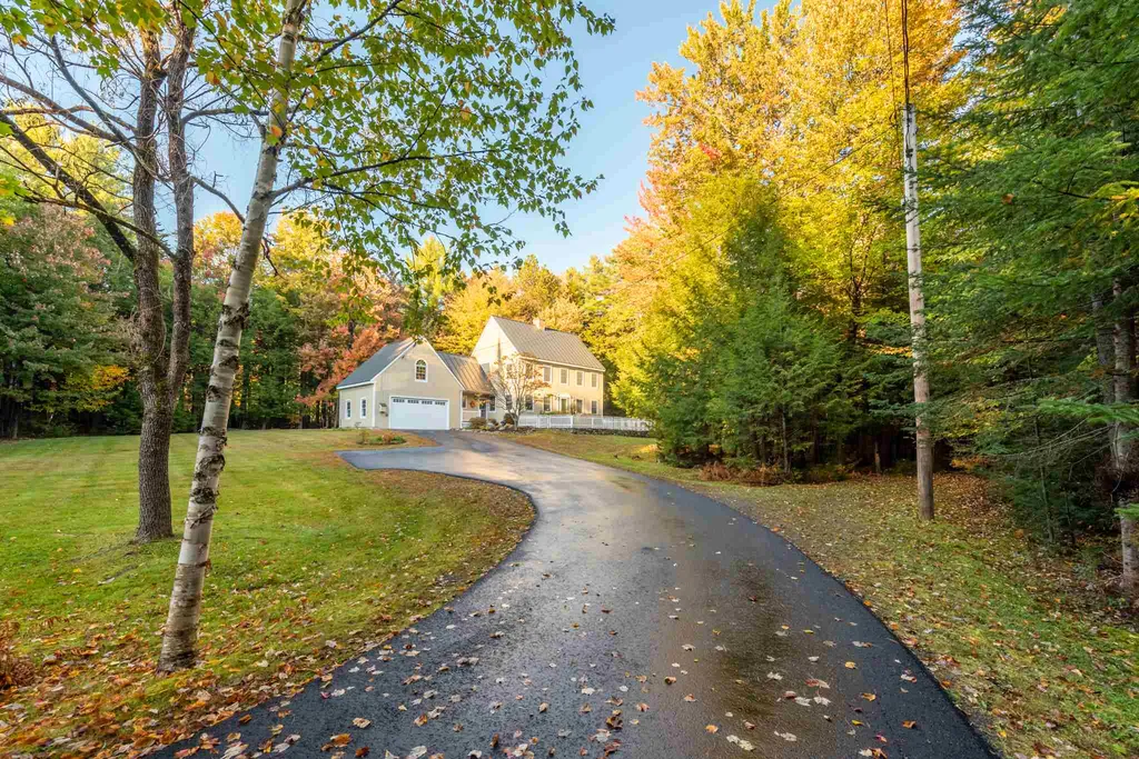 291 Stoney Brook Road New London NH 03257
