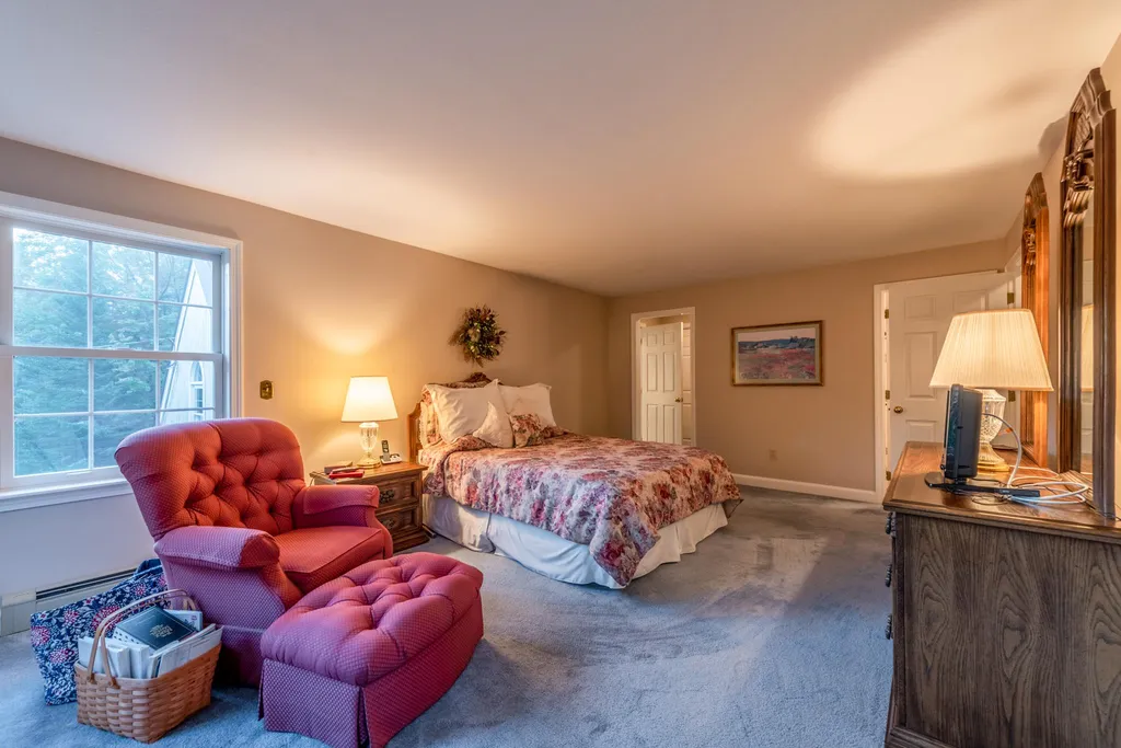 291 Stoney Brook Road New London NH 03257