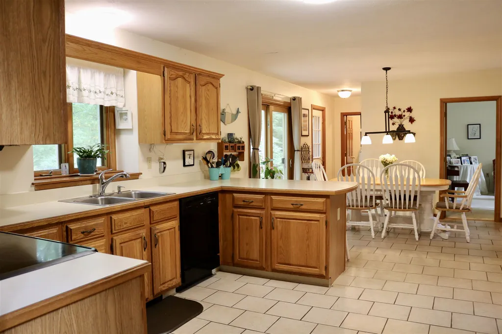 5 Downer Drive Hampton NH 03842