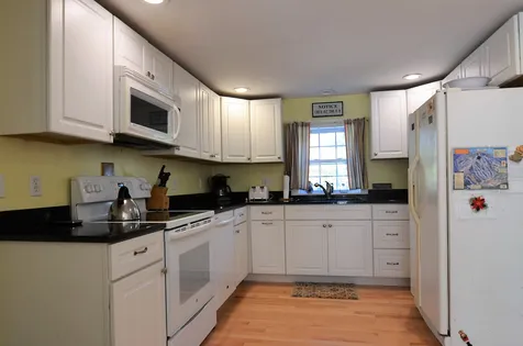 610 Route 103 Sunapee NH 03782