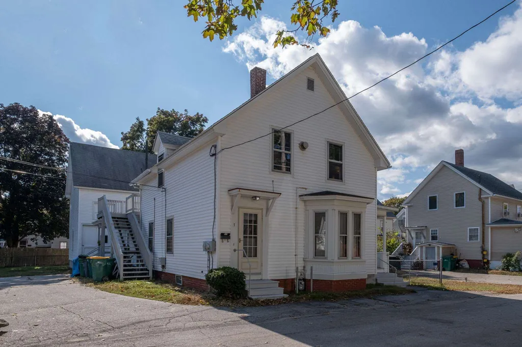 7 Springfield Court Rochester NH 03867