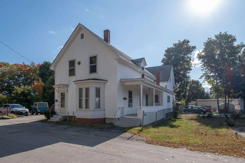 7 Springfield Court Rochester NH 03867