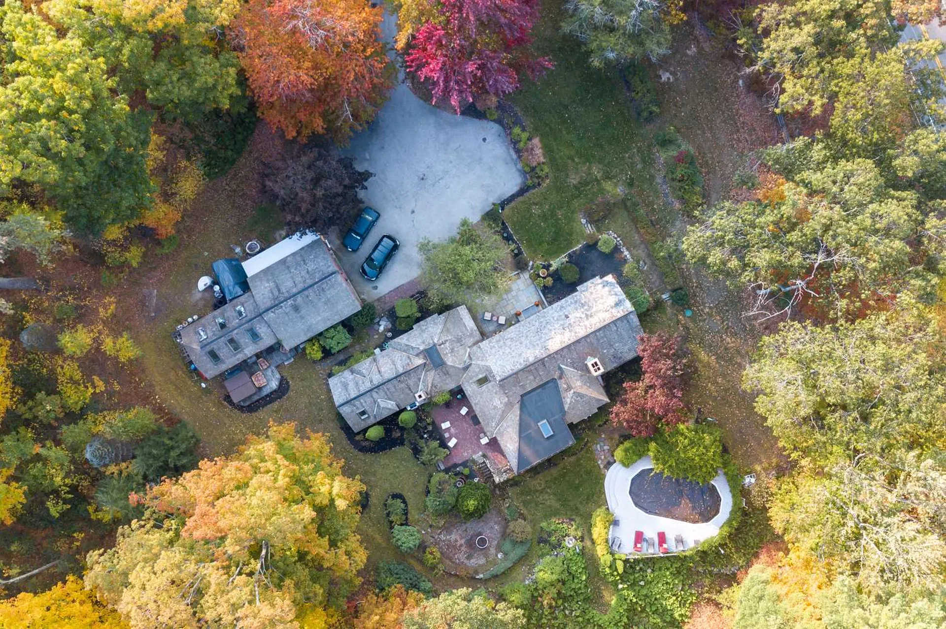 142 N Amherst Road Bedford NH 03110