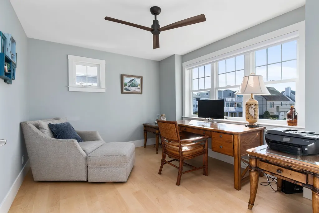 9 Groveland Street Seabrook NH 03874