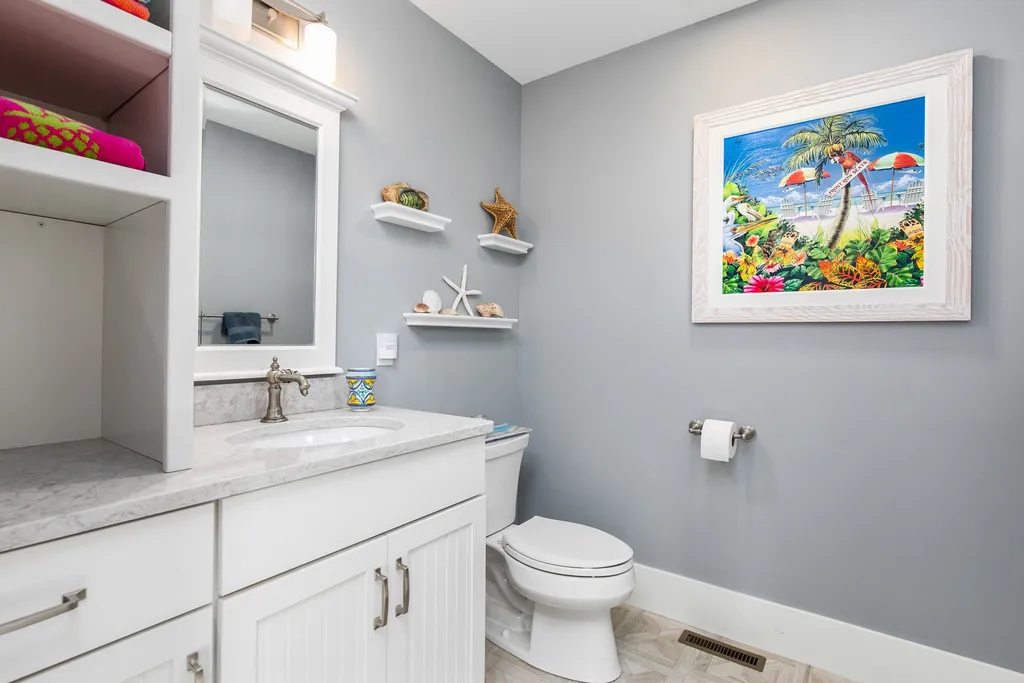 9 Groveland Street Seabrook NH 03874
