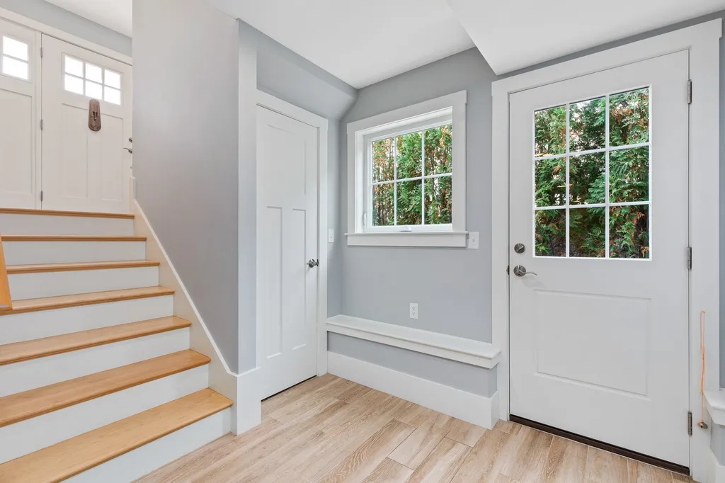 9 Groveland Street Seabrook NH 03874