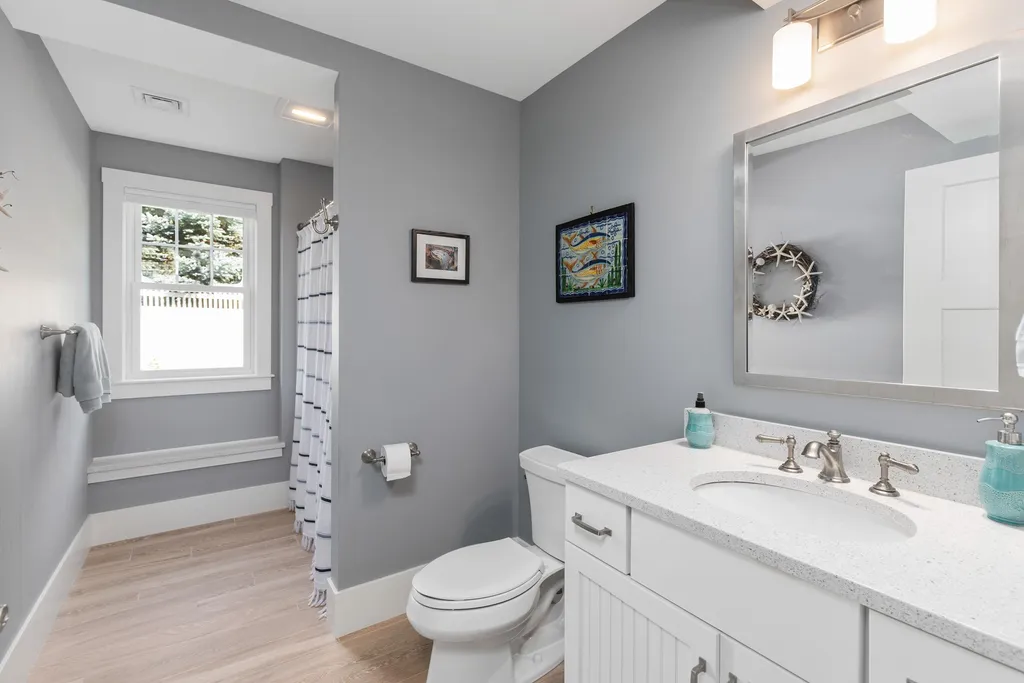 9 Groveland Street Seabrook NH 03874