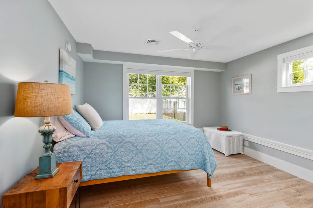 9 Groveland Street Seabrook NH 03874