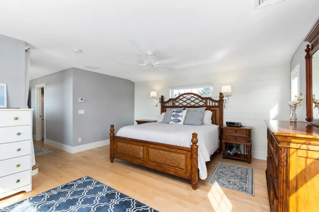 9 Groveland Street Seabrook NH 03874