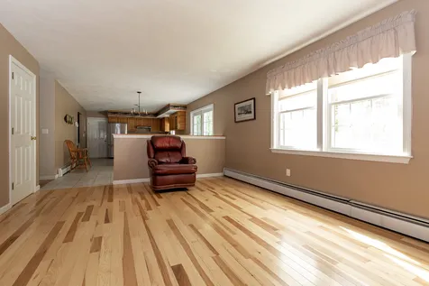 30 Brookview Terrace Bedford NH 03110