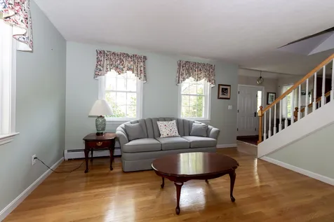 30 Brookview Terrace Bedford NH 03110