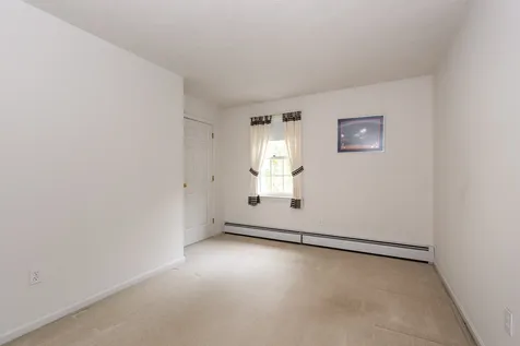 30 Brookview Terrace Bedford NH 03110
