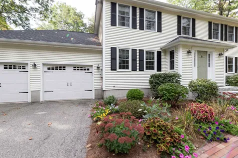 30 Brookview Terrace Bedford NH 03110