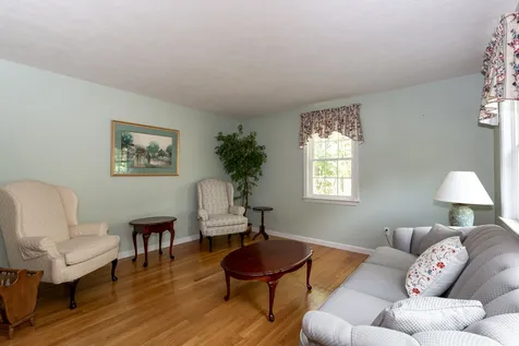 30 Brookview Terrace Bedford NH 03110