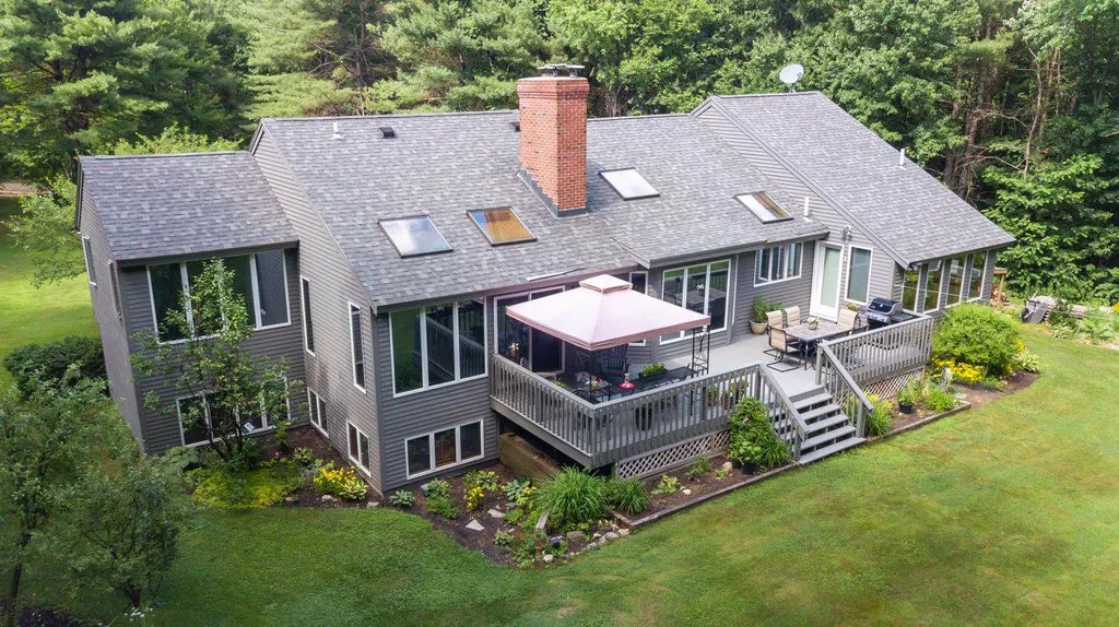 187 Depot Road Hollis NH 03049