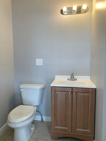 21 Academy Street Rochester NH 03867