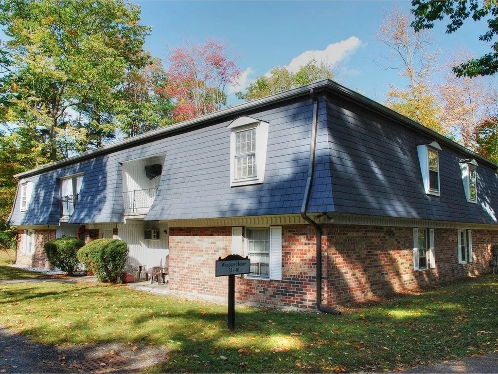 125 Kennedy Drive South Burlington VT 05403