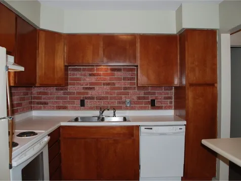 125 Kennedy Drive South Burlington VT 05403