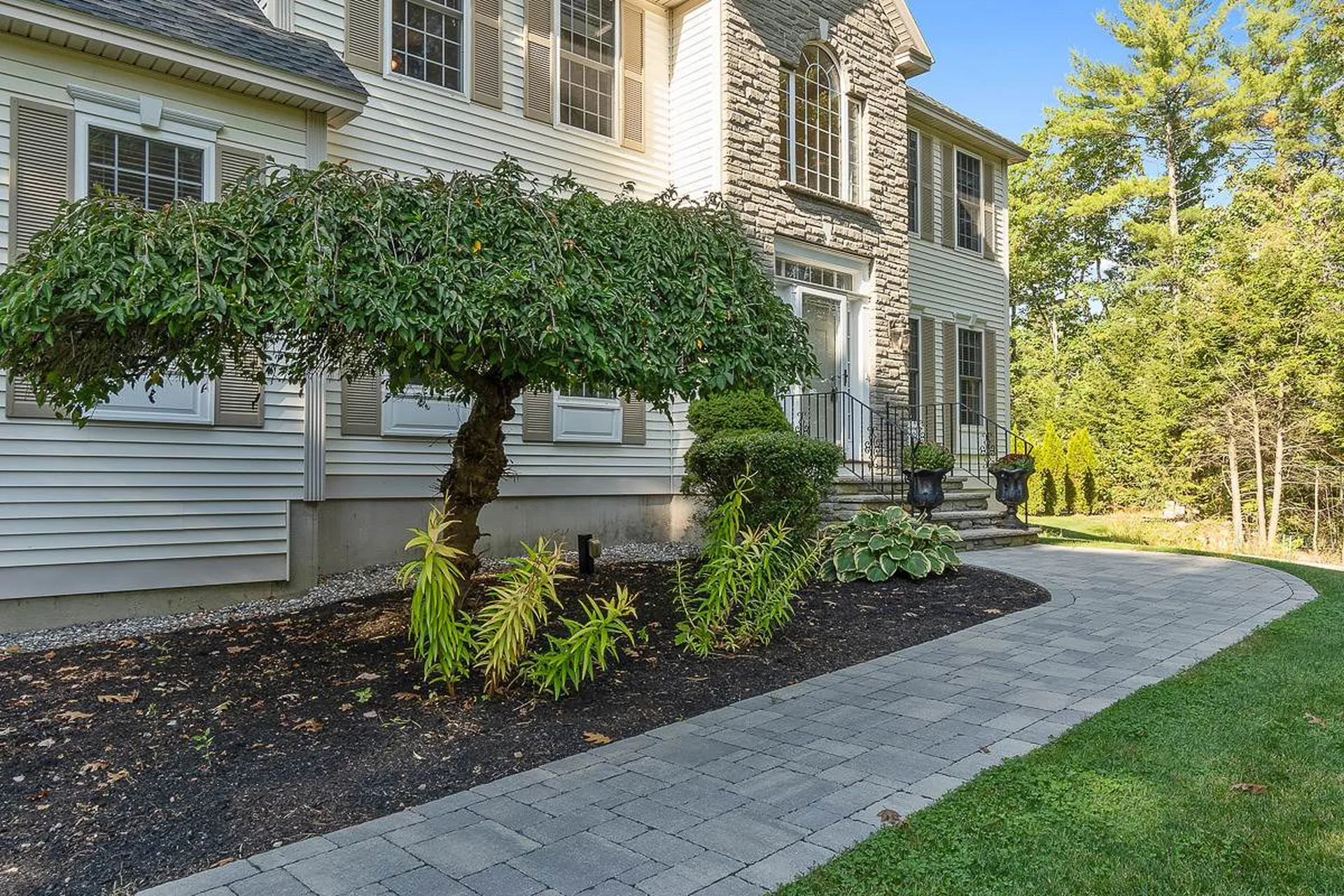 13 Mitchell Pond Road Windham NH 03087
