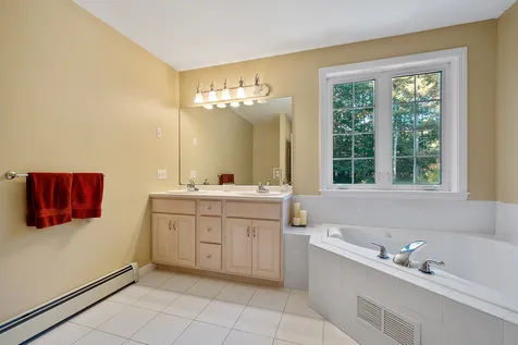 13 Mitchell Pond Road Windham NH 03087