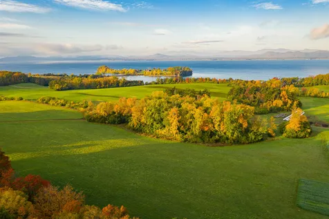 1 Windmill Hill Shelburne VT 05482