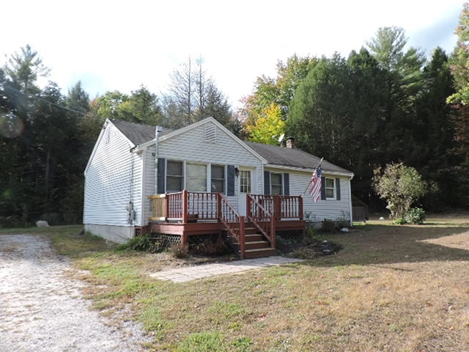 37 Arthur Road Weare NH 03281