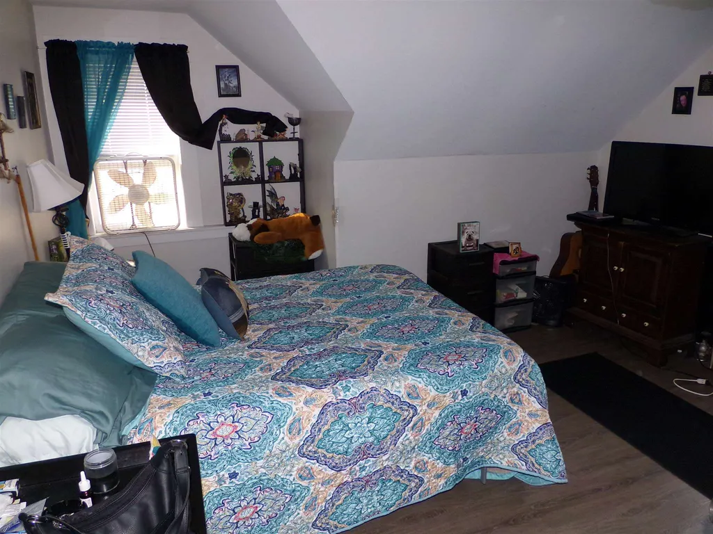 123 Union Avenue Laconia NH 03246