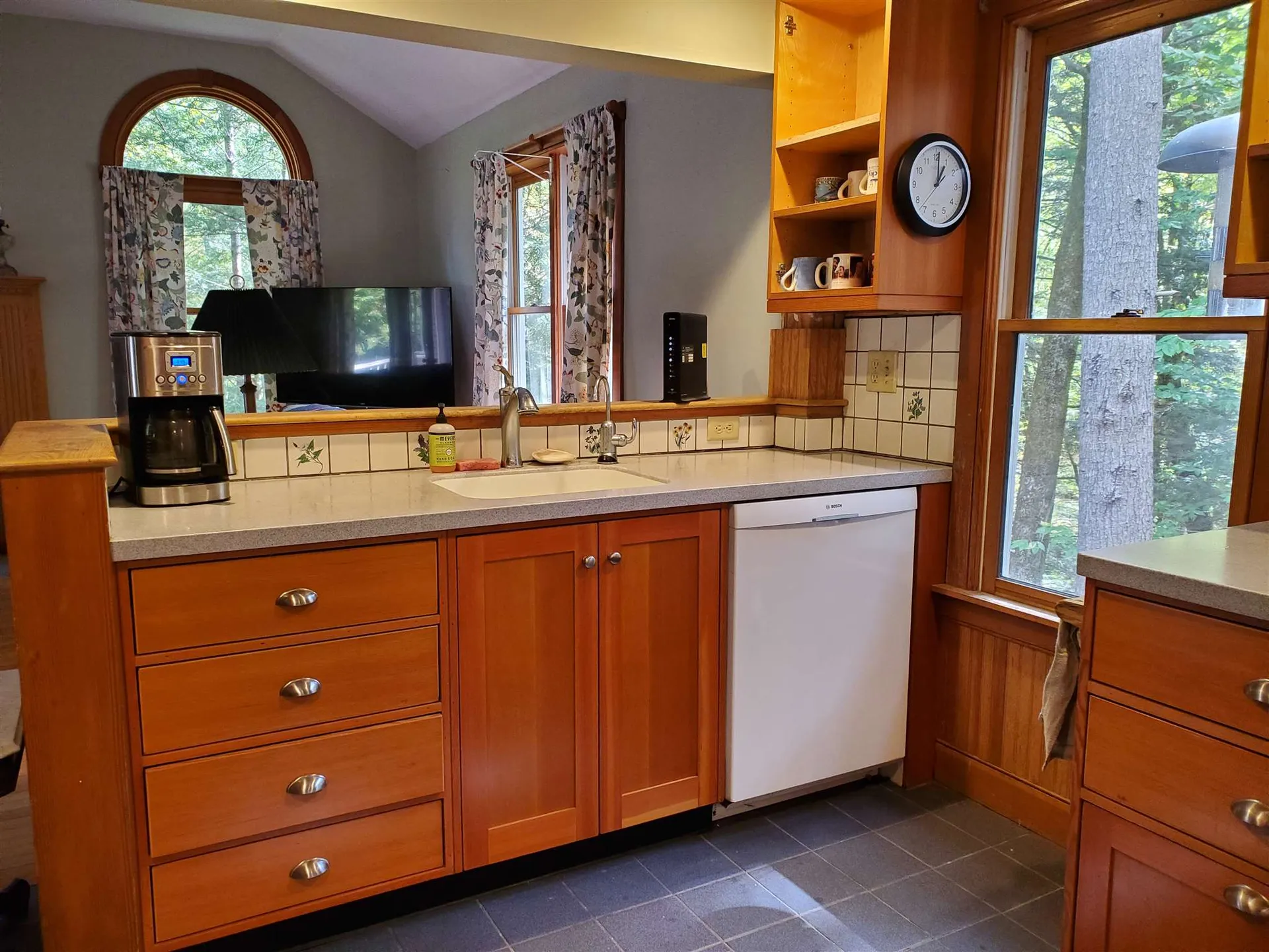 26 East Shore Drive Weare NH 03281