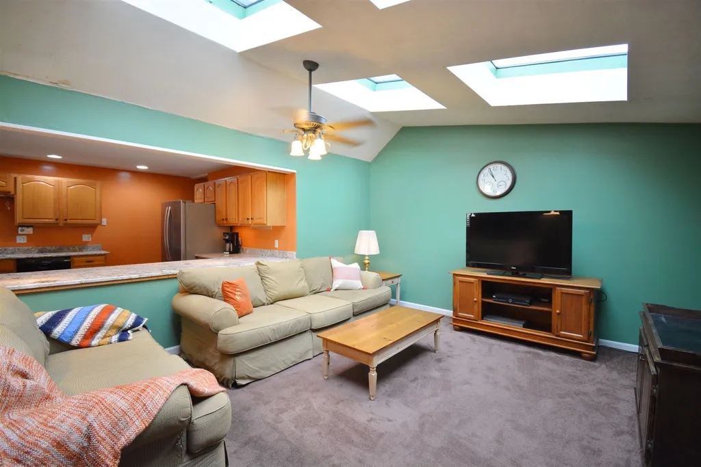 221 Haverhill Road East Kingston NH 03827