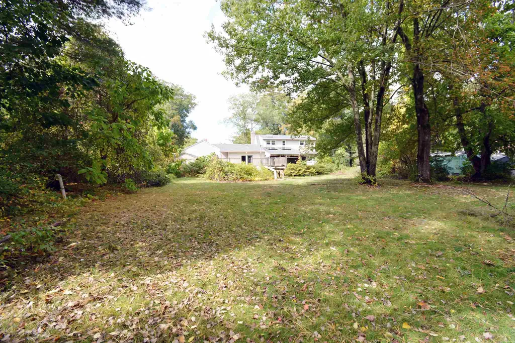 221 Haverhill Road East Kingston NH 03827