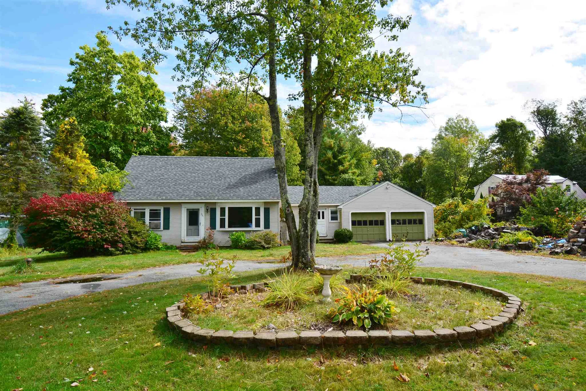 221 Haverhill Road East Kingston NH 03827