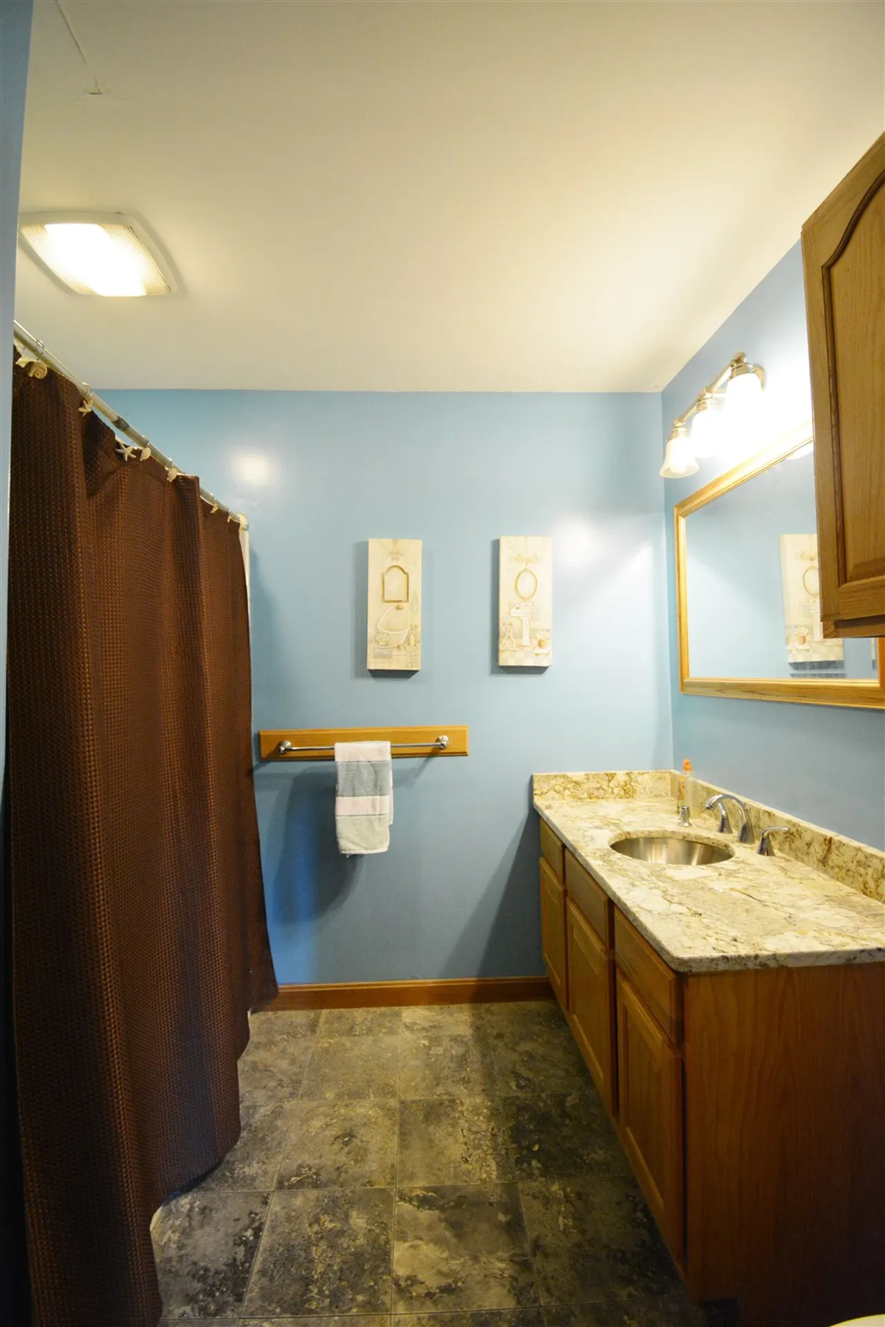 221 Haverhill Road East Kingston NH 03827
