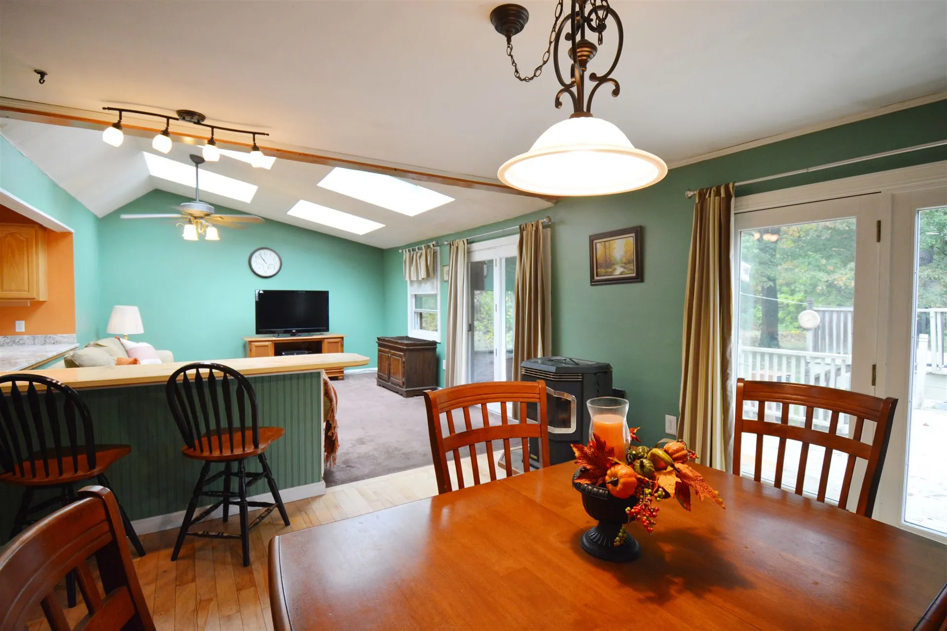 221 Haverhill Road East Kingston NH 03827