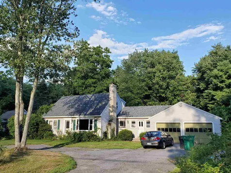 221 Haverhill Road East Kingston NH 03827