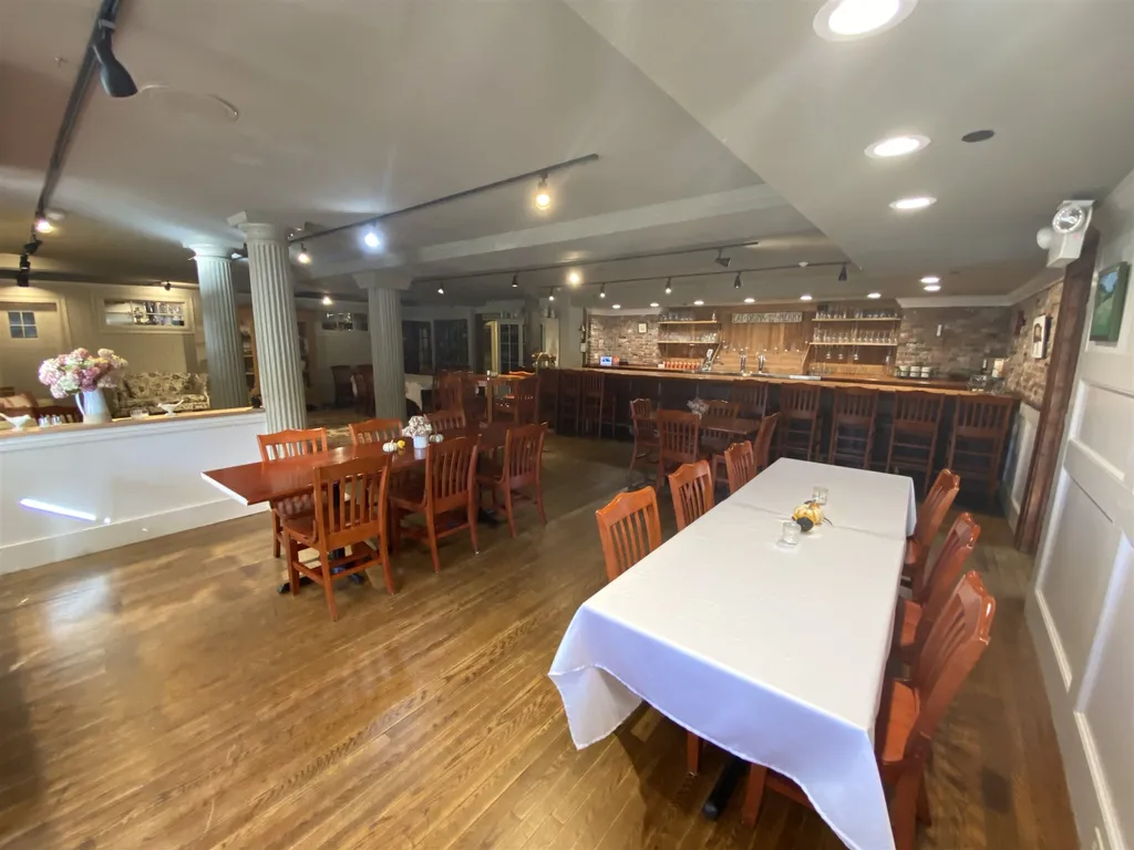 217 Maxham Way Woodstock VT 05091