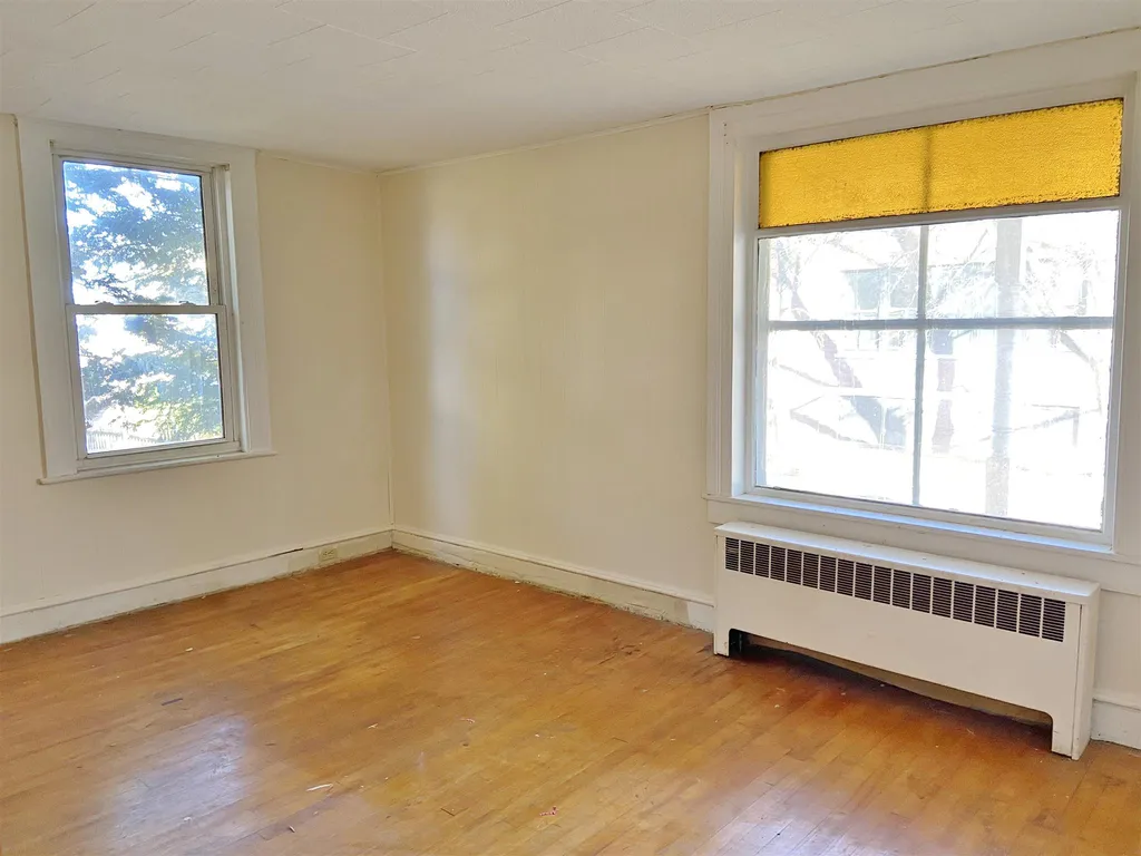 62 Union Street Winooski VT 05404