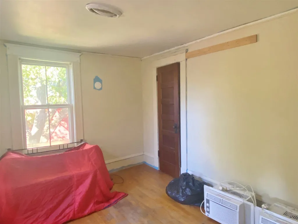 62 Union Street Winooski VT 05404