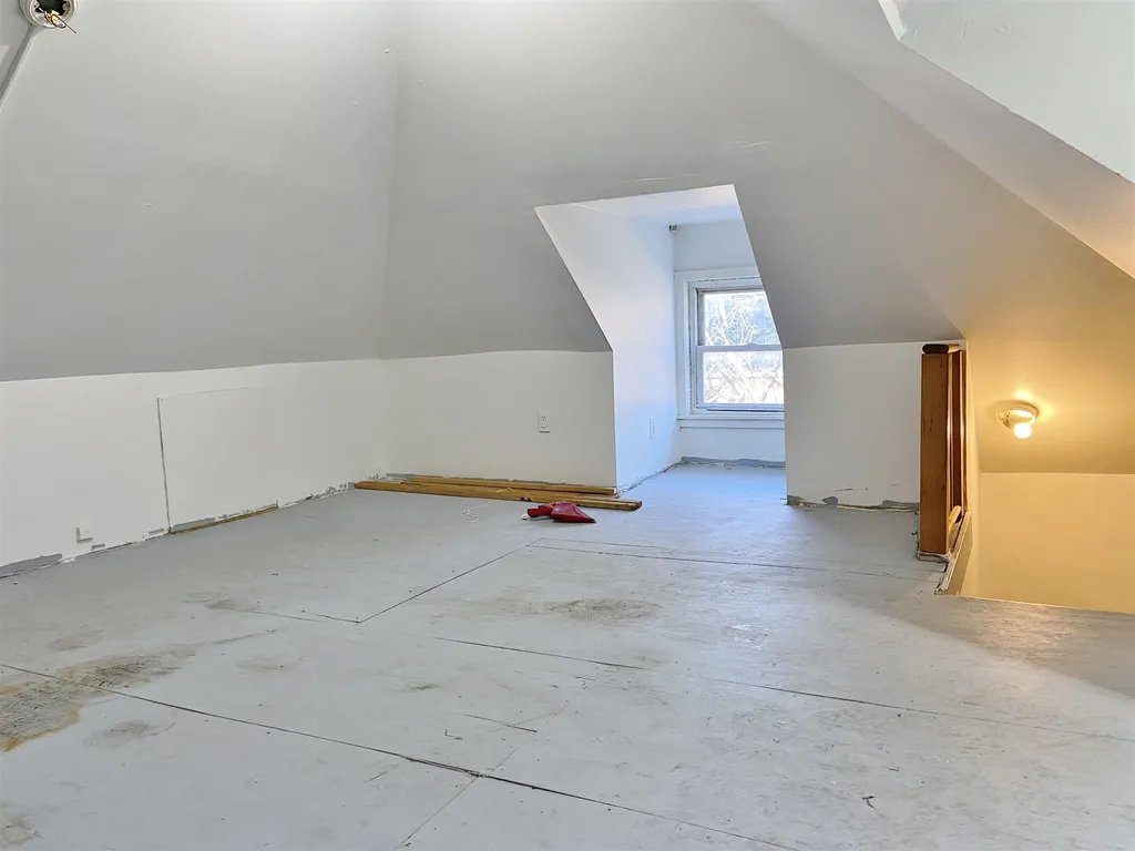 62 Union Street Winooski VT 05404