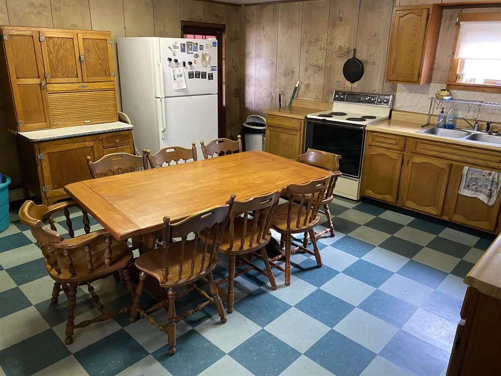 8 Fales Street Randolph VT 05060