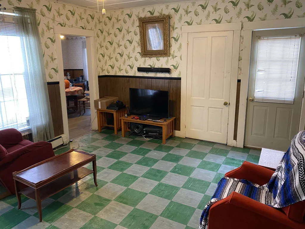 8 Fales Street Randolph VT 05060
