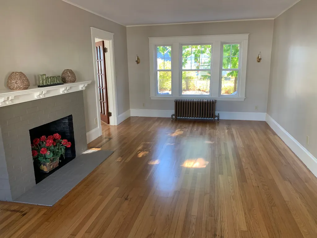 48 Chestnut Street Rochester NH 03867