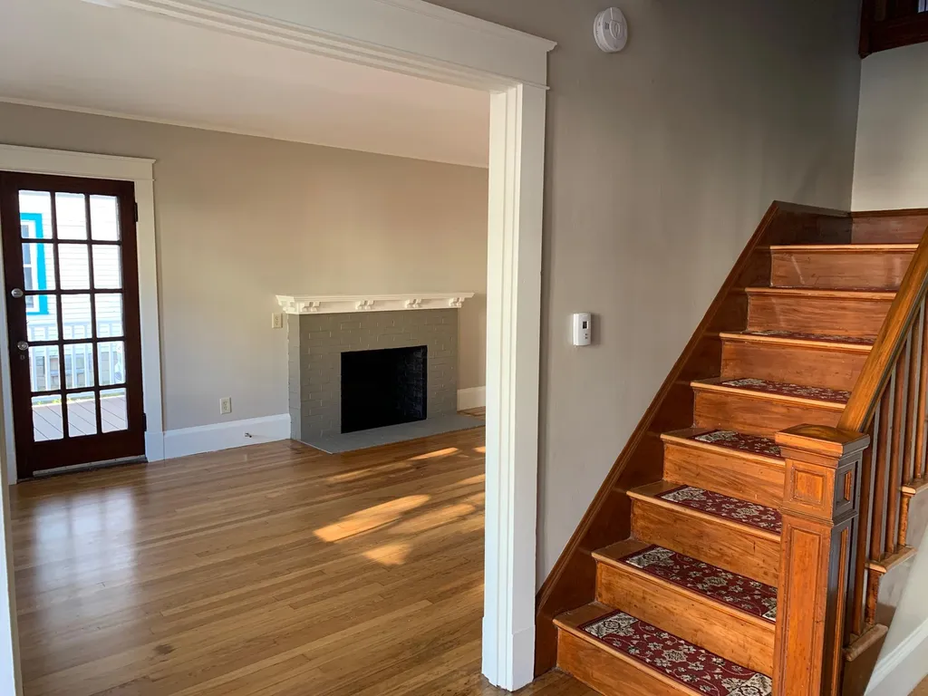 48 Chestnut Street Rochester NH 03867
