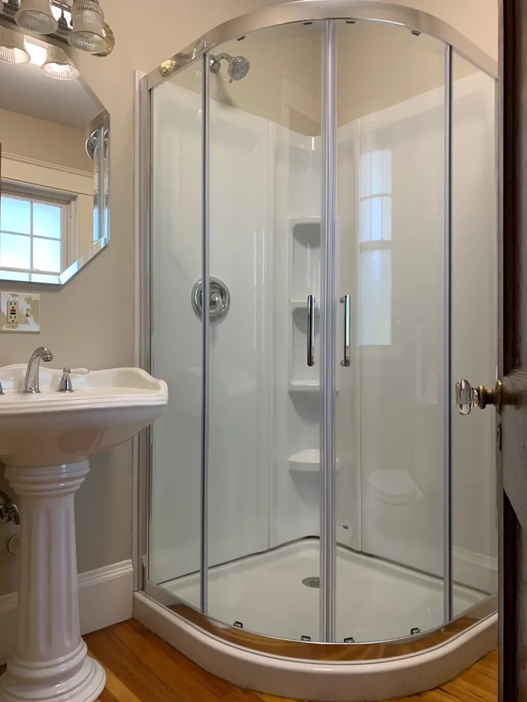 48 Chestnut Street Rochester NH 03867