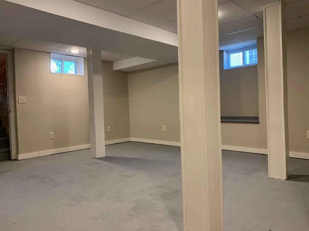 48 Chestnut Street Rochester NH 03867