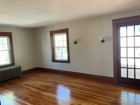 48 Chestnut Street Rochester NH 03867