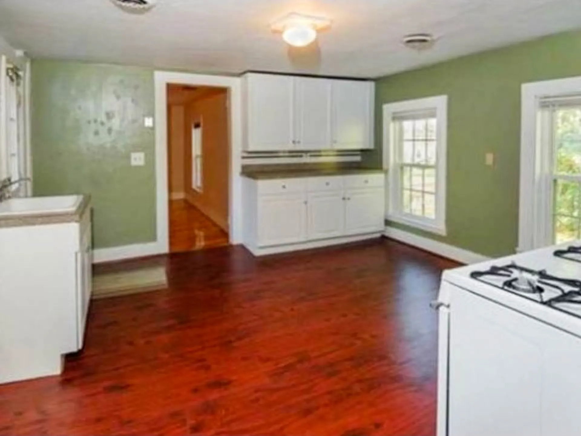 294 High Street Hampton NH 03842